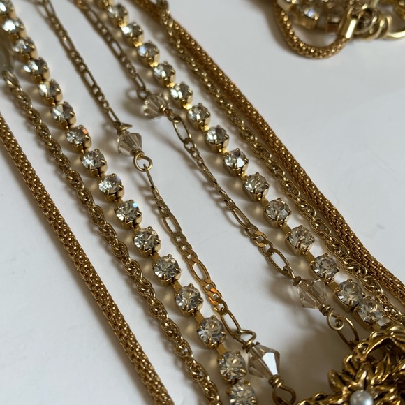 Long 28 Inch Muti Chain Necklace With Butterfly Pendant Gold Tone Rhinestones - Picture 4 of 10